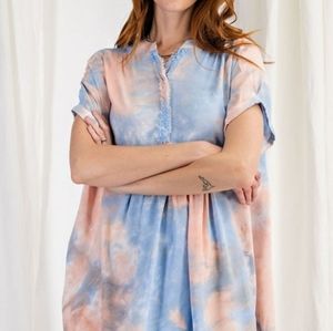 Easel tye dye top